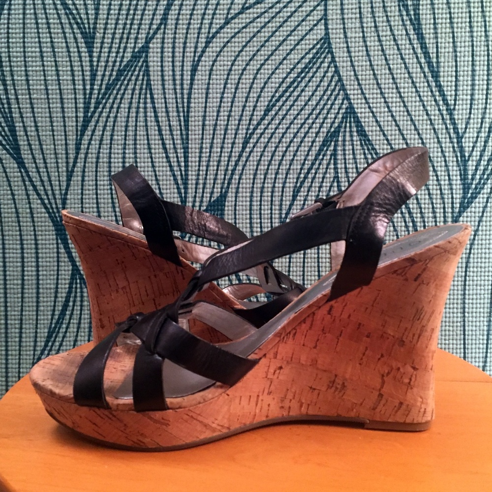 Guess Wedges